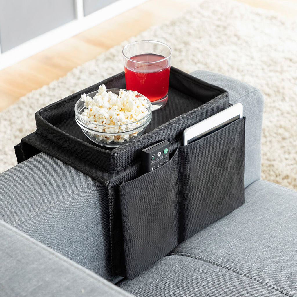 Zwarte Bankstel Tray met Organiser van InnovaGoods, multifunctioneel dienblad en opbergvakken voor afstandsbedieningen en tablets, polyester en katoen, duurzaam en licht.